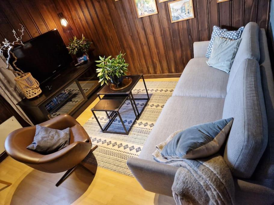 Cosy Ground Floor Apartment With Three Bedrooms เบอร์เกน ภายนอก รูปภาพ